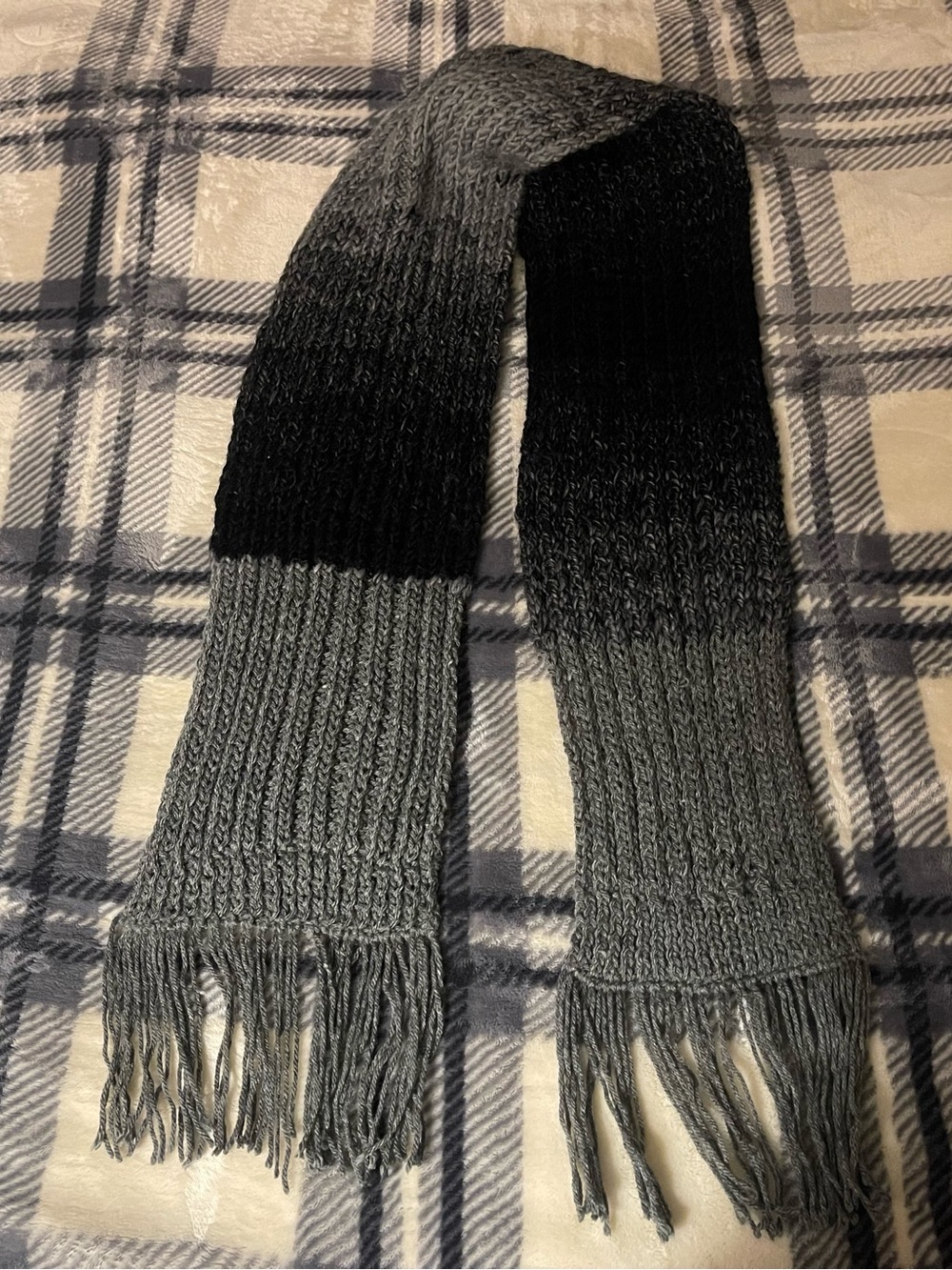 Handmade Gray to Black Ombre Knit Fringe Scarf